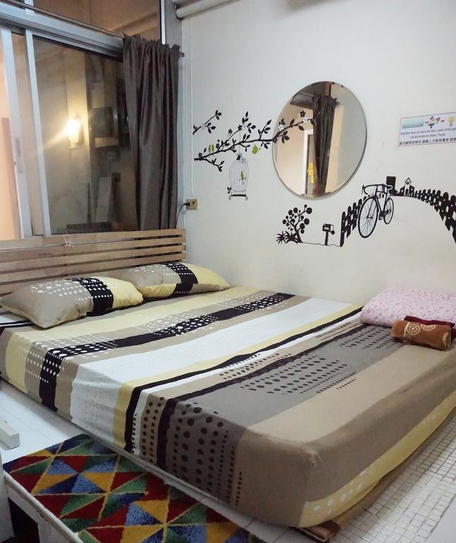 Kamin Bird Hostel Bangkok Oda fotoğraf