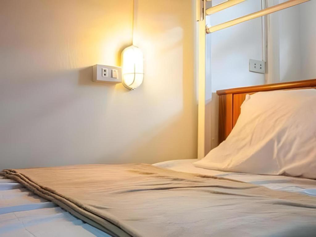 Kamin Bird Hostel Bangkok Dış mekan fotoğraf